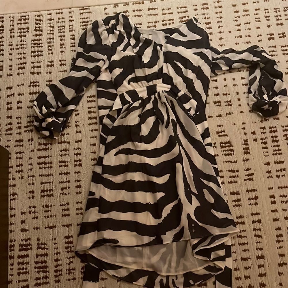 H and M animal print pattern silky dress XS